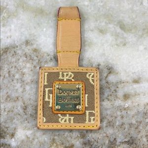 Dooney & Bourke key fob keychain
